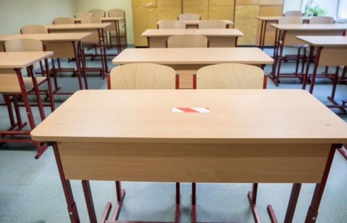 At a private school in the capital, a teacher is suspected of abusing a Ukrainian student