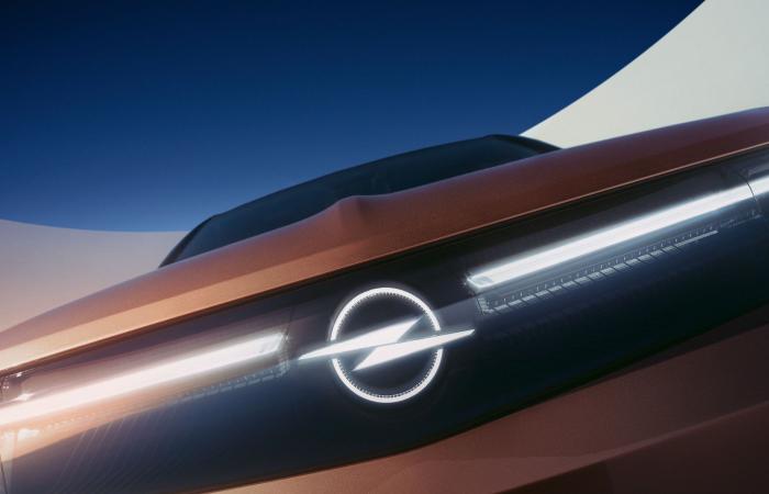 Opel presents the stunning new generation Grandland SUV
