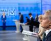 Arrows of criticism flew in the presidential debate on national defense: both one of the candidates and a former minister got in the way
