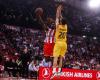 The dominant players of Olympiakos crushed the Barcelona team and snatched the fifth match of the series