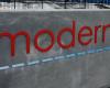 Moderna’s first-quarter revenue fell 10 times