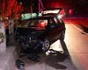 At night in Vilnius, a BMW crashed into bridge structures and caught fire