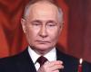 V. Putin begins his fifth term threatening the West