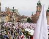 Polish farmers protest against EU environmental rules